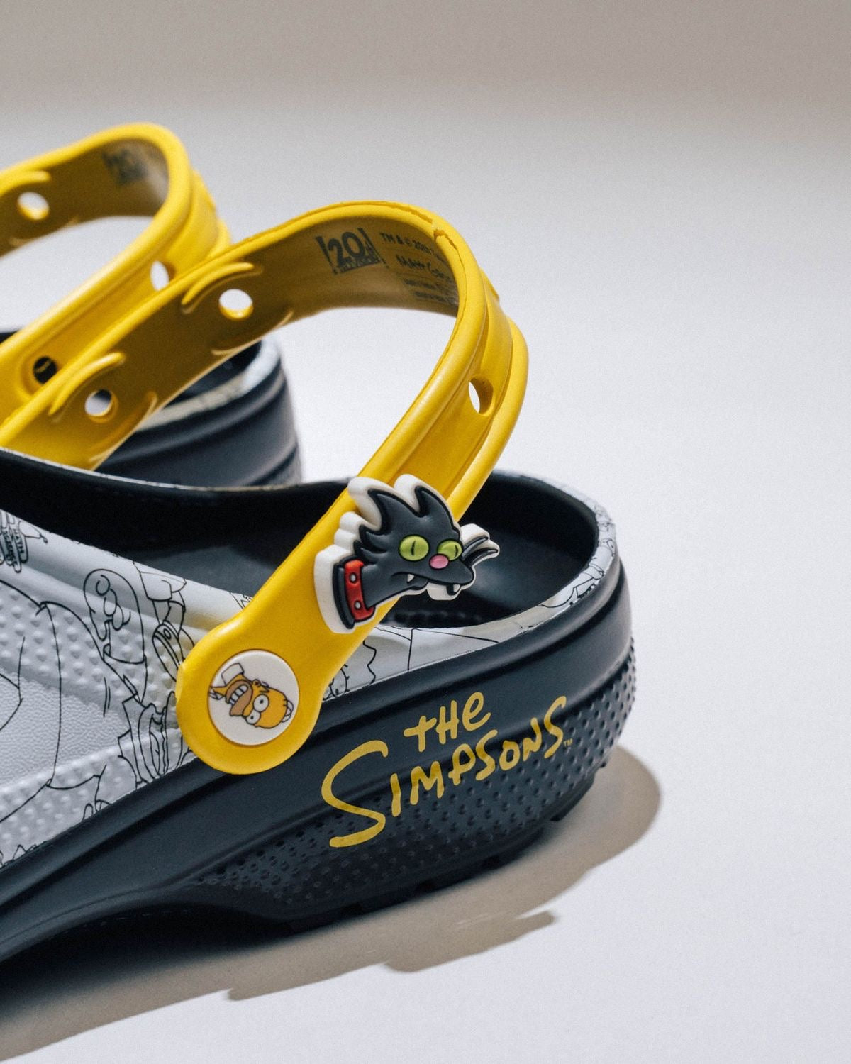 Crocs et Les Simpson